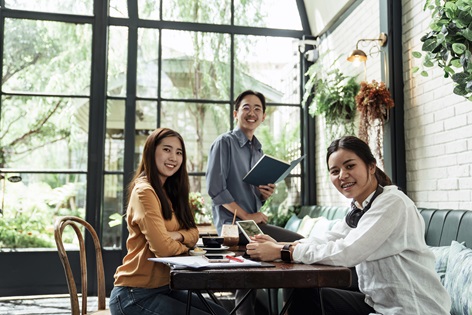 Diploma_Landing_Page_Photo1 Diploma_Landing_Page_Photo1